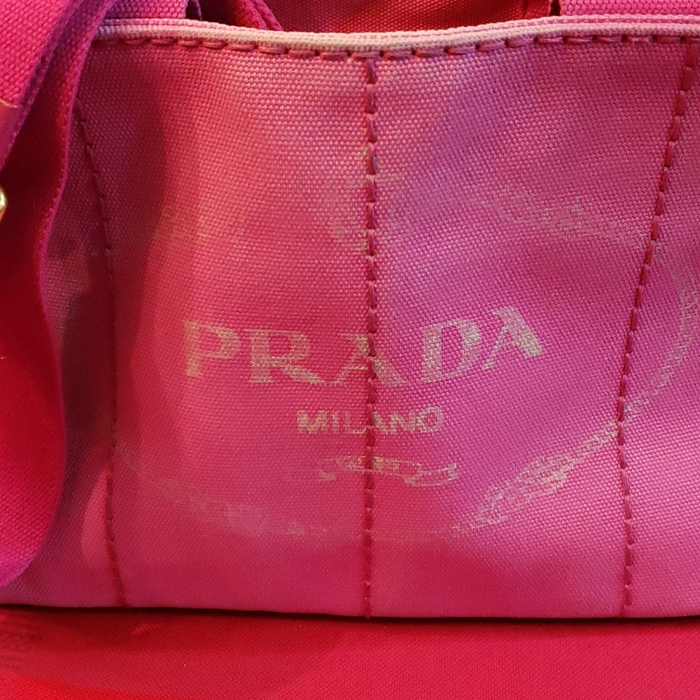 Prada Canapa - Picture 2 of 16